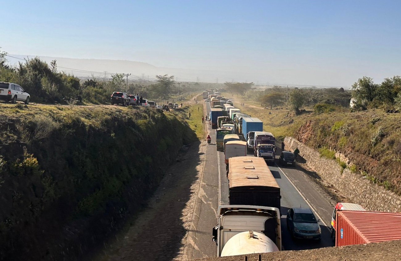 File image of the traffic congestion on the Nairobi-Nakuru highway